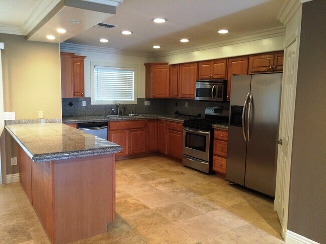 Building Photo - 4150 Patrice Rd