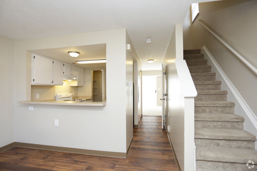 Centre Street Village Townhomes Rentals Portage, MI