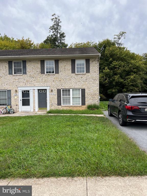 Building Photo - 10126 St George Cir