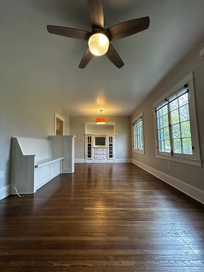 Foto del edificio - 444 S Euclid Ave