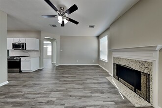 Building Photo - 1610 Blossom Creek Ct