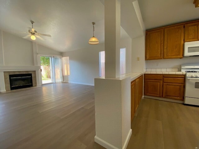 Building Photo - 3-bedroom, 2-bath, 1,107 sq. ft. single-story home in Sacramento