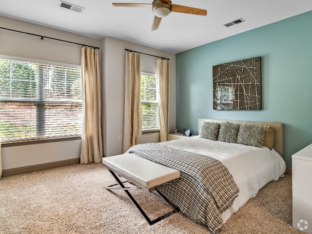 Spacious Master Suite - Bridford West