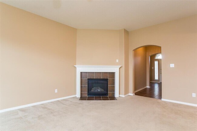 Building Photo - 17302 Cricket Mill Dr