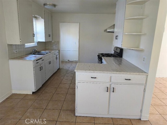 Foto del edificio - 773 E Phillips Blvd