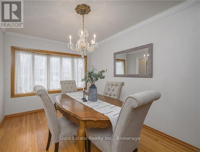 Building Photo - 619 Ross St