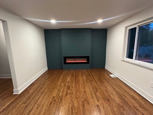 Foto del edificio - 3275 Gayway Ct