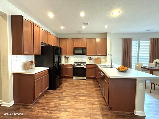 Foto del edificio - 21019 Blackstone Villa Ln