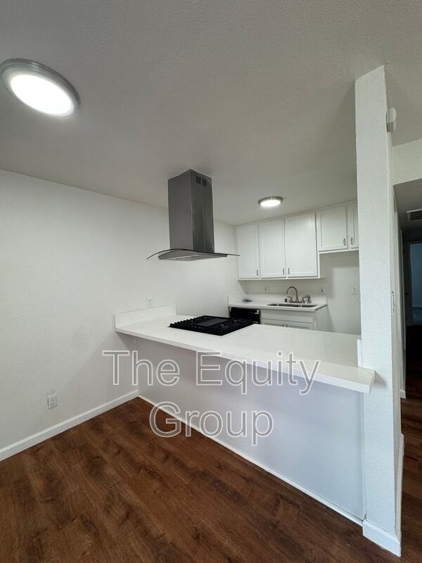 Foto del edificio - 3549 W Campus Ave.