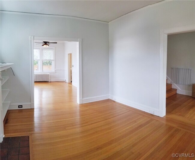 Foto del edificio - 527 N Sheppard St
