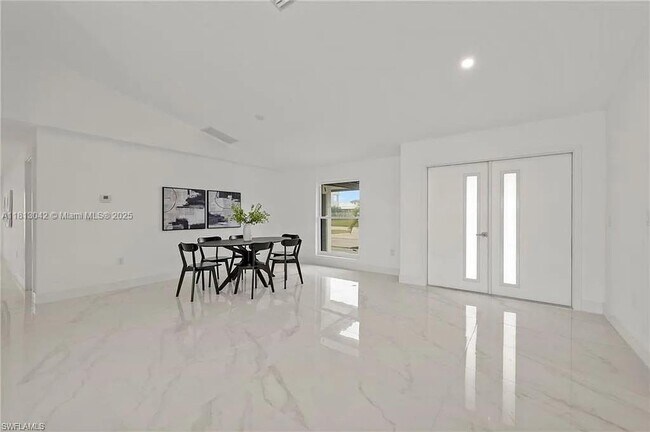 Foto del edificio - 291 Heron Ave