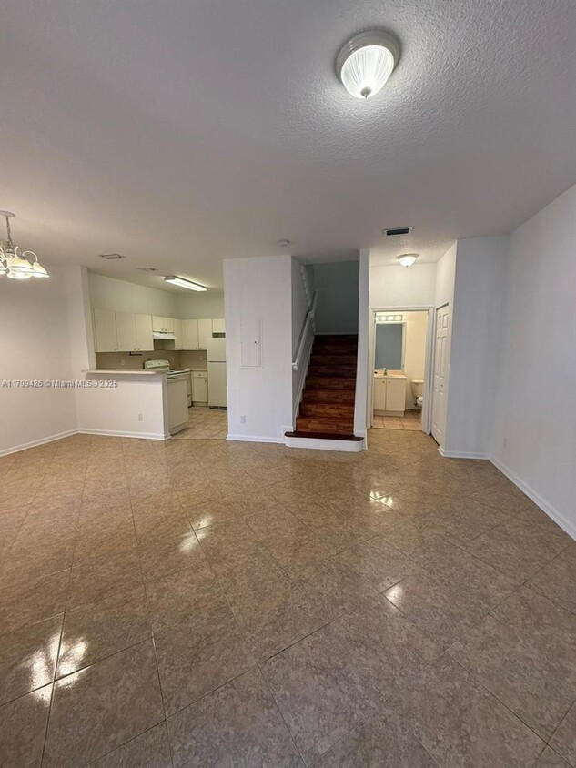 Primary Photo - 1410 S Santa Catalina Cir