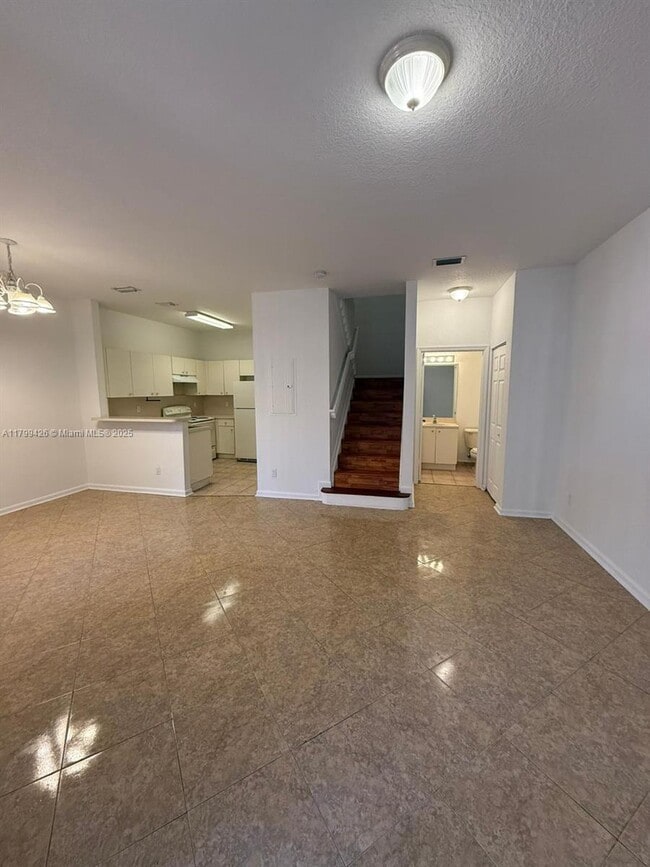 Building Photo - 1410 S Santa Catalina Cir