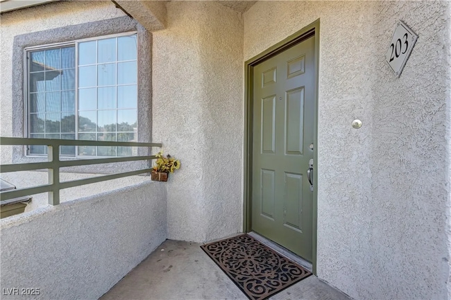 Building Photo - 1621 Queen Victoria St