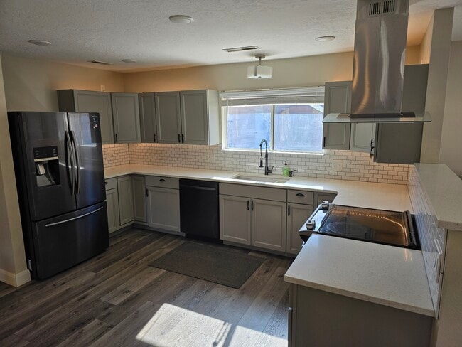 Great Room (Living/Dining) - 389 N Donlee Dr