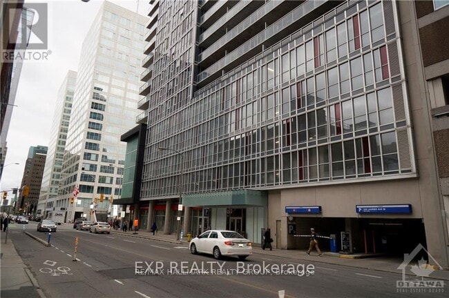Building Photo - 324-2324 Laurier Ave W