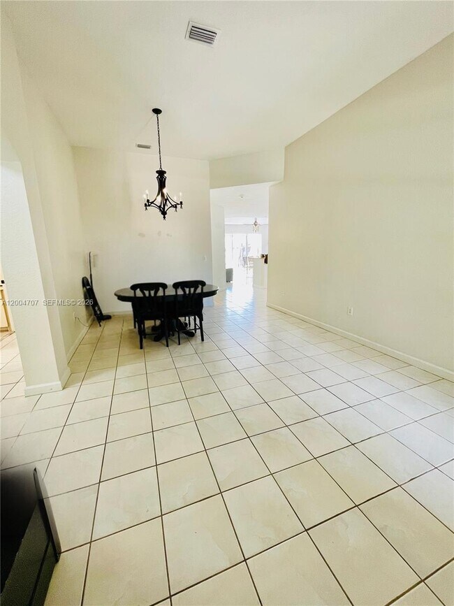 Foto del edificio - 4006 NE 20th St