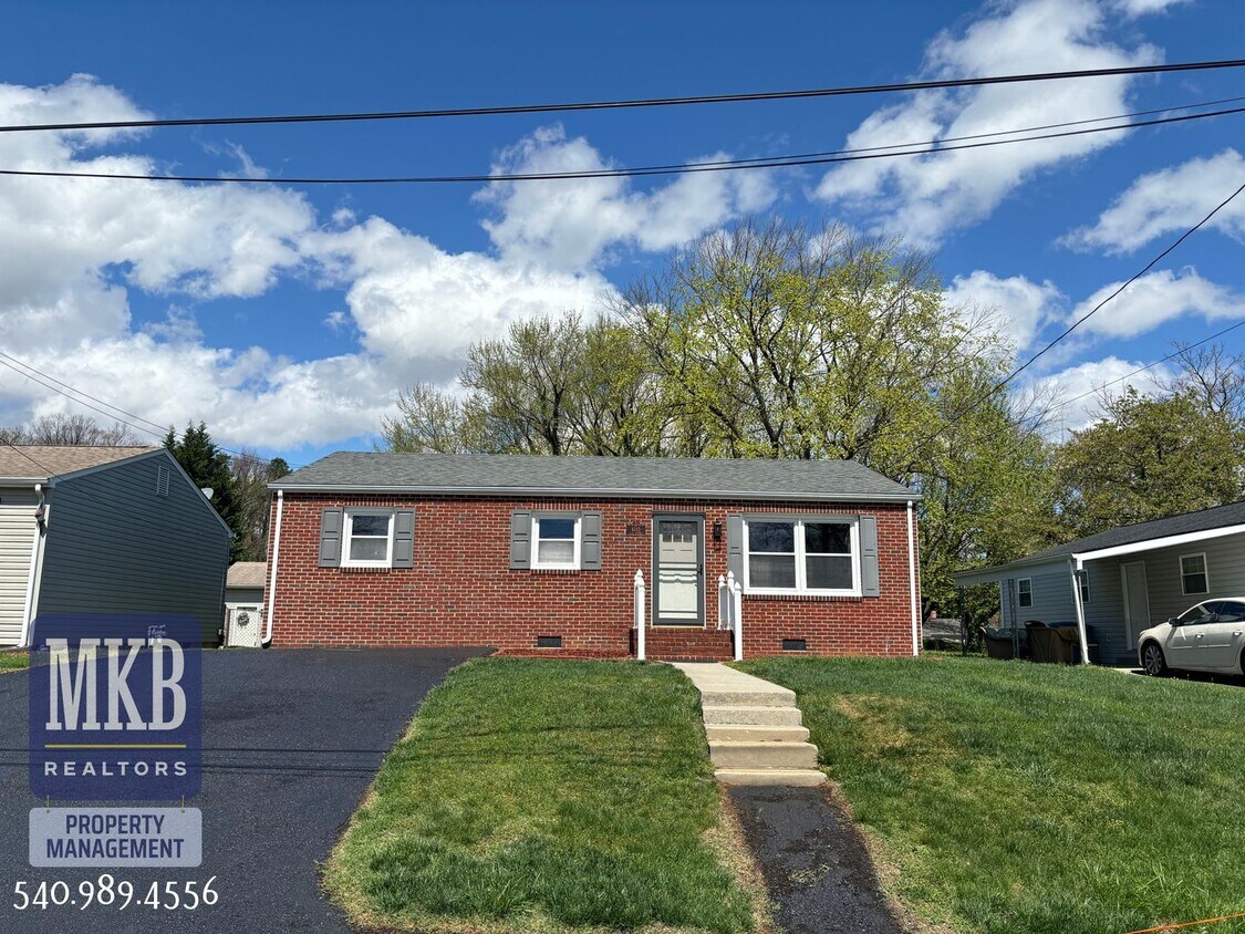 Foto principal - The Perfect 3-Bedroom Ranch-Style House Lo...
