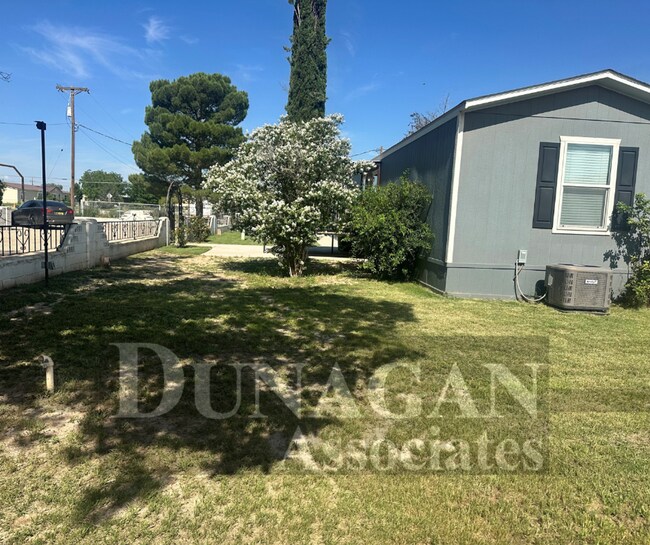 Foto del edificio - Spacious 3 Bedroom, 2 Bath Mobile Home wit...