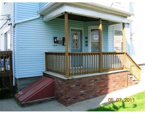 Foto del edificio - 239-243 Broadway