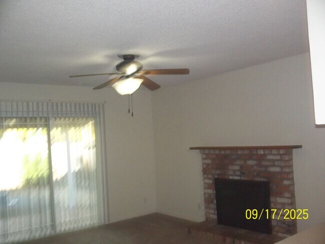 Building Photo - Wonderful Citrus Heights home
