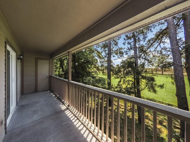 Building Photo - 13607 Ravensway