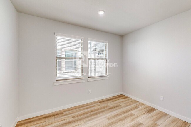 Foto del edificio - Gorgeous 4 Bedroom Home Available for Rent in McKinney!