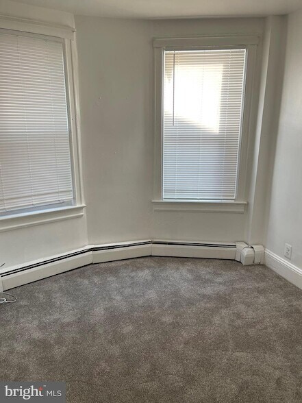 Building Photo - 705 Anderson St