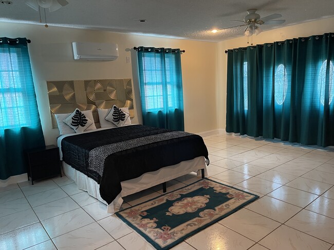 Foto del edificio - 12840 SW 11th Pl