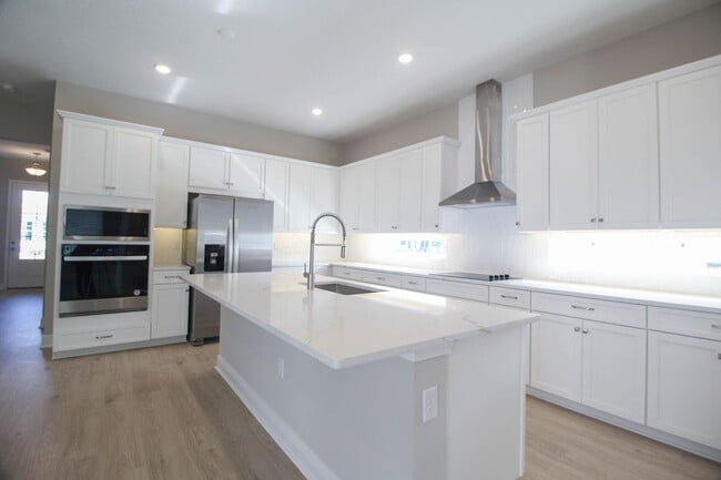 Foto del edificio - Brand New Home for Rent – Lake Nona / Laur...