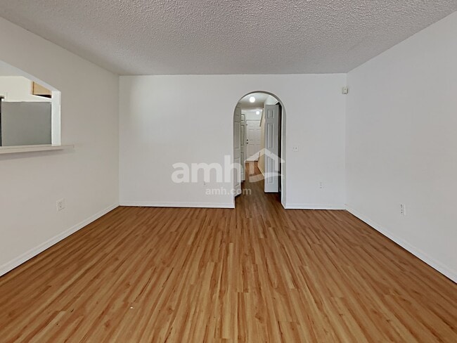 Foto del edificio - 10421 Opus Dr