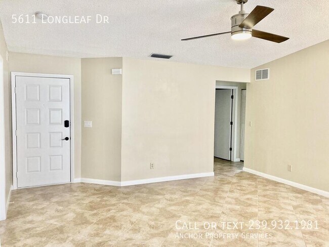 Foto del edificio - 5611 Longleaf Dr