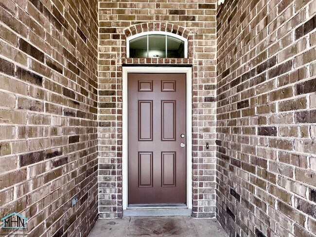 Foto del edificio - A Stunning 5-Bedroom, 2.5-Bathroom Home in the Heart of San Antonio, Texas!