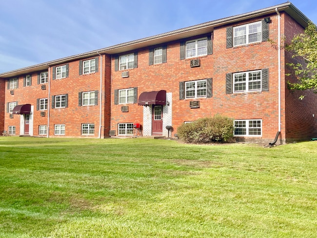 Foto del edificio - 15 Maple Crest Cir