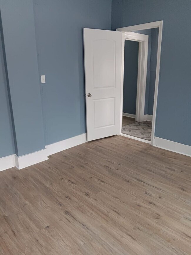 Foto del edificio - 3431 W 56 LLC