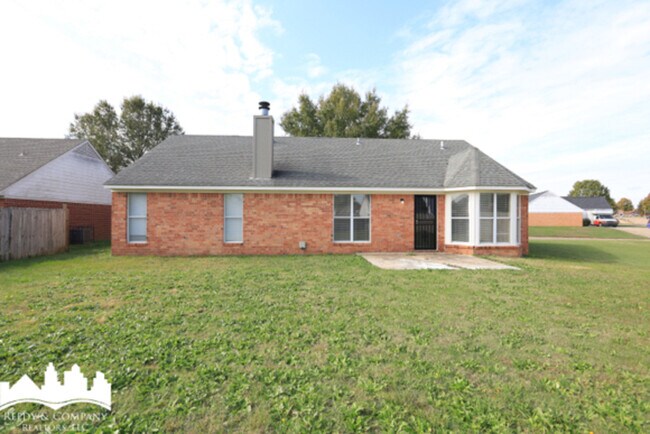 Building Photo - 6760 Quimby Dr