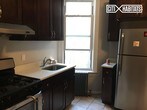 Primary Photo - 726 E 10th St