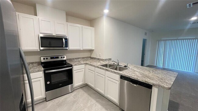 Building Photo - 3357 Costello Cir