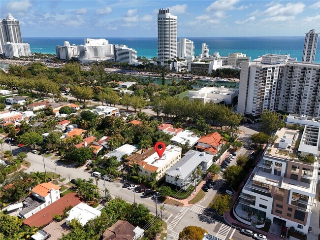 Foto del edificio - 4215 Sheridan Ave