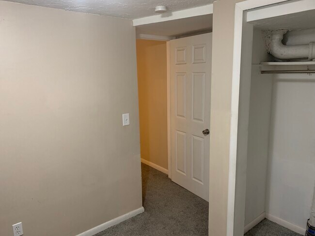 Foto del edificio - 309 W 16th St