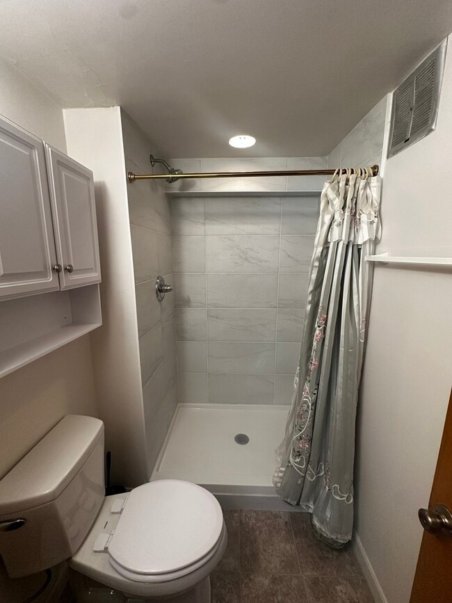 Foto del edificio - 4601 Forest Ave