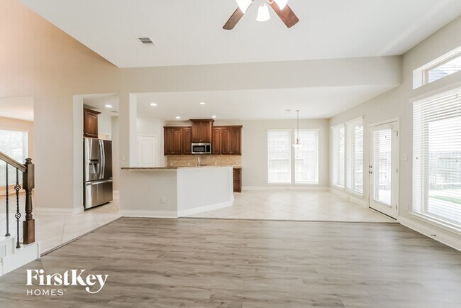Foto del edificio - 29006 Oldfield Ct