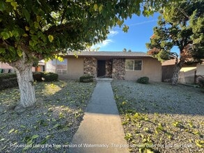 Building Photo - 41069 Alder Ave