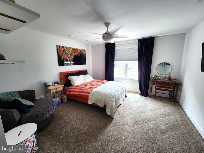 Foto del edificio - 214 Oregon Rd