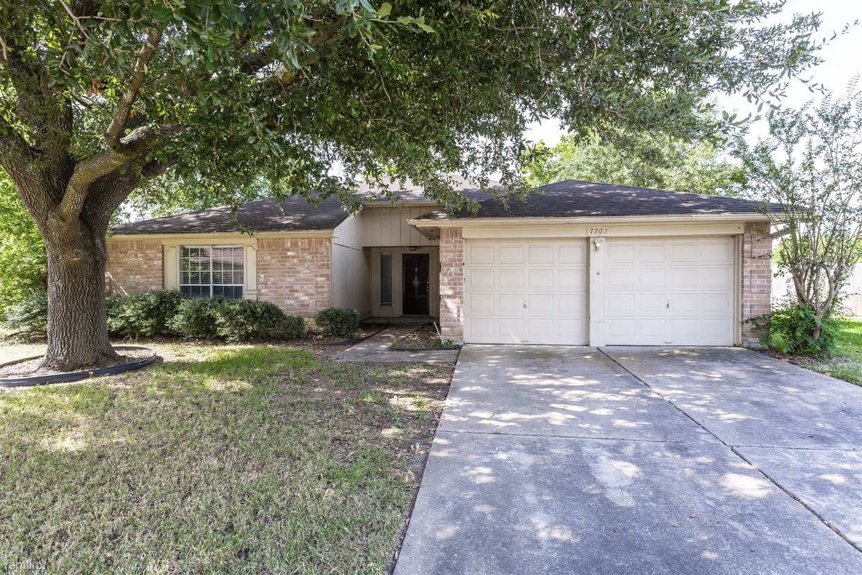 Primary Photo - 3 br, 2 bath House - 7202 Skylight Ln