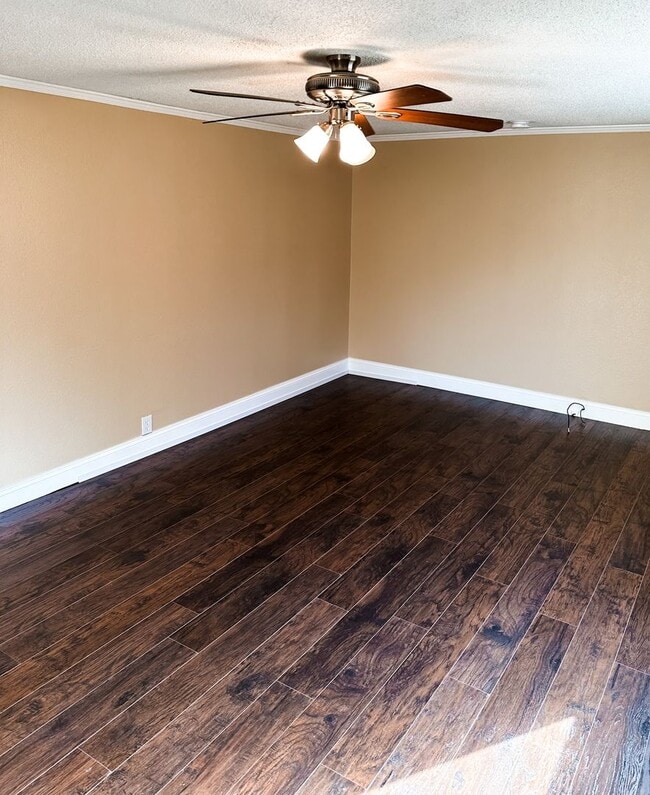 Building Photo - Nicely Updated 3BR/1BA Home!