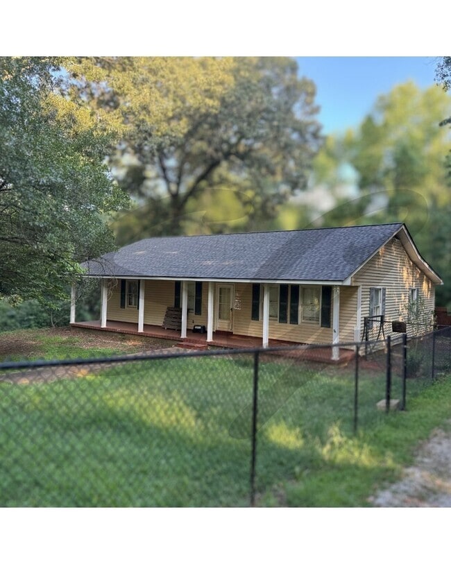 Building Photo - 10895 GA-334
