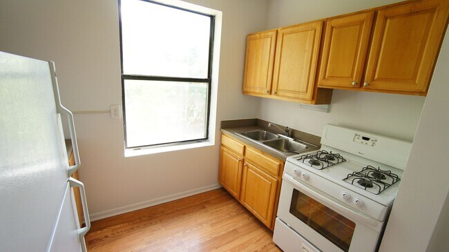 Foto del edificio - 1533 N Kedzie Ave