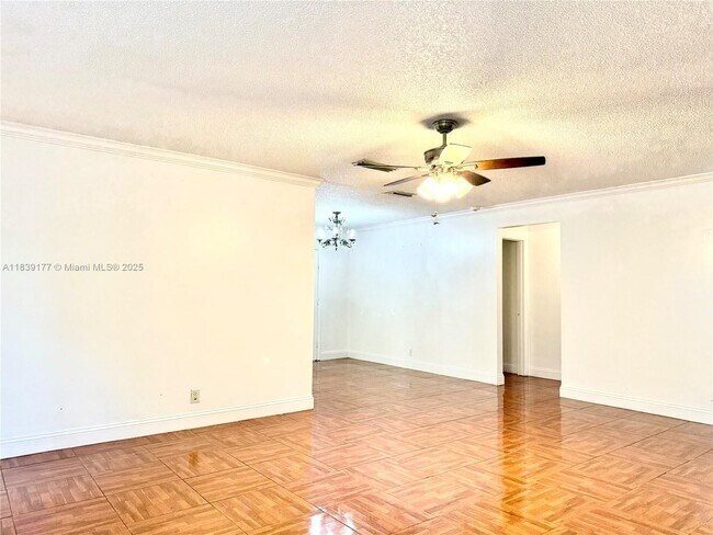 Foto del edificio - 7215 NW 8th St