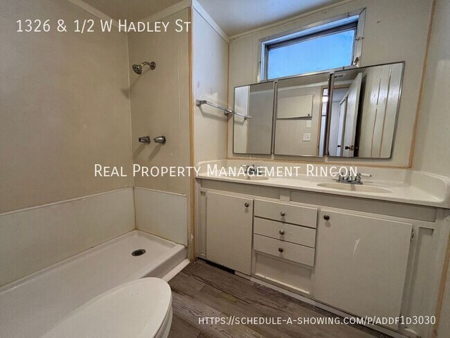 Foto del edificio - 1326-1322 W Hadley St